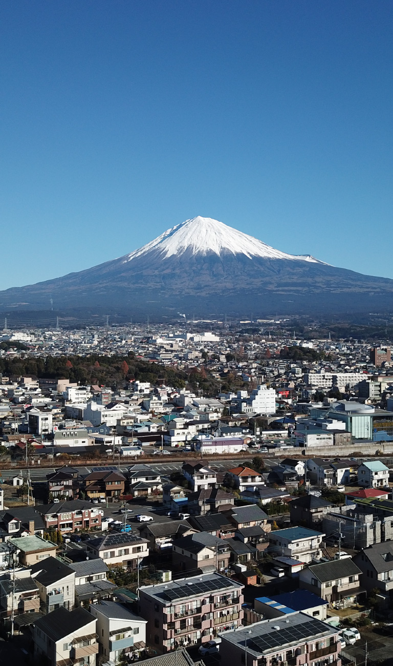 快晴の空と富士山の写真